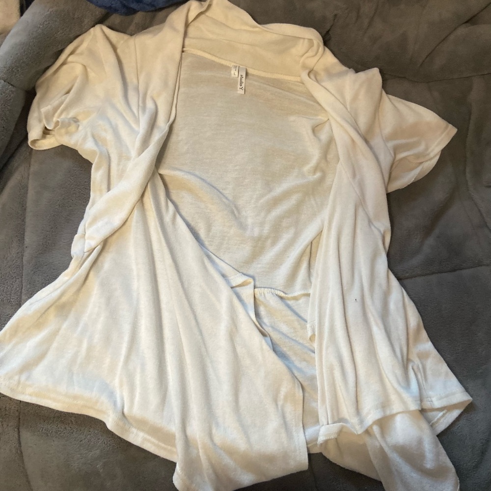 Short Sleeved Sweater